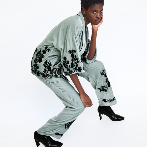 NWT Zara Mint Embroidered Velvet Wide Leg Pants - Picture 2 of 6